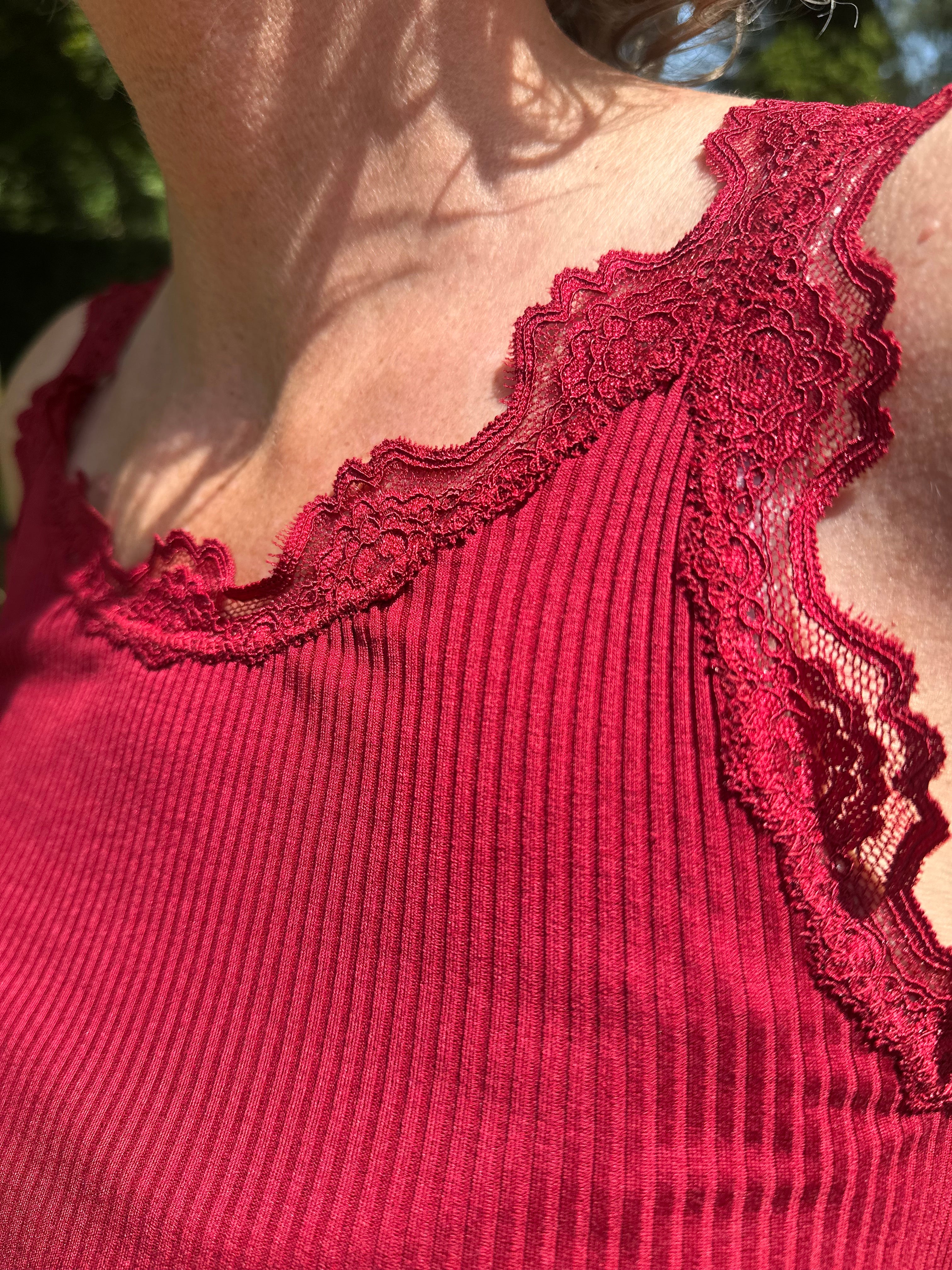 Top - 5205/Babette - 87/rood - Rosemunde