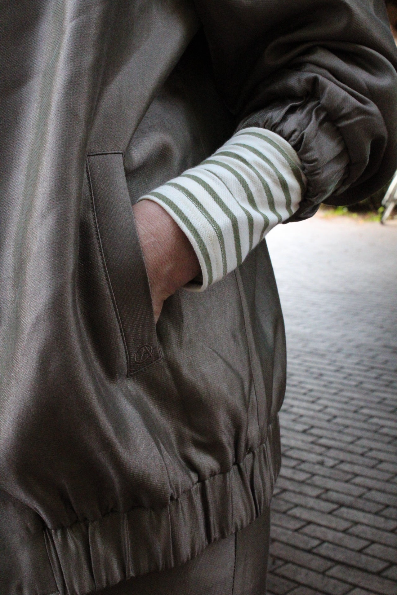 Bomber - Joy jacket - taupe - Aimee the label